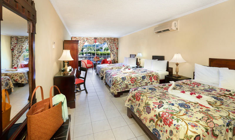 Rooms On The Beach Ocho Rios Luaran gambar