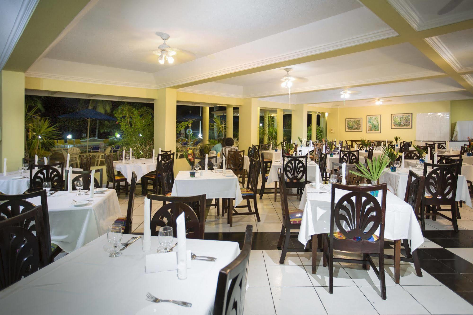 Rooms On The Beach Ocho Rios Luaran gambar